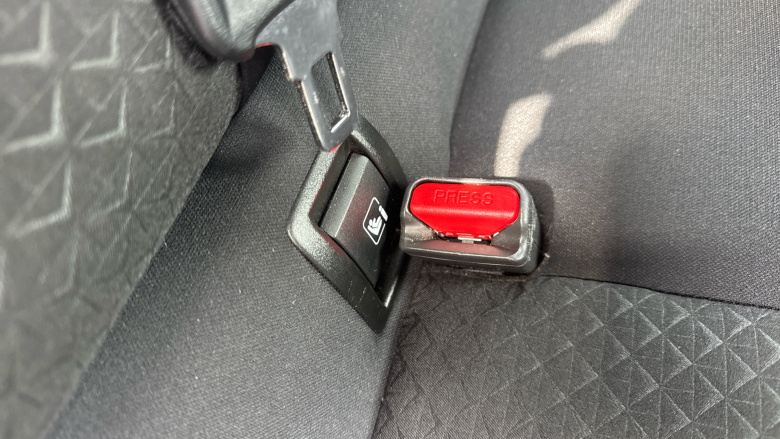 Nissan Juke 1.0 DiG-T 114 N-Connecta 5dr Petrol Hatchback